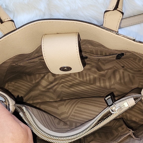 **SOLD** Rebecca Minkoff bag - Picture 10 of 15